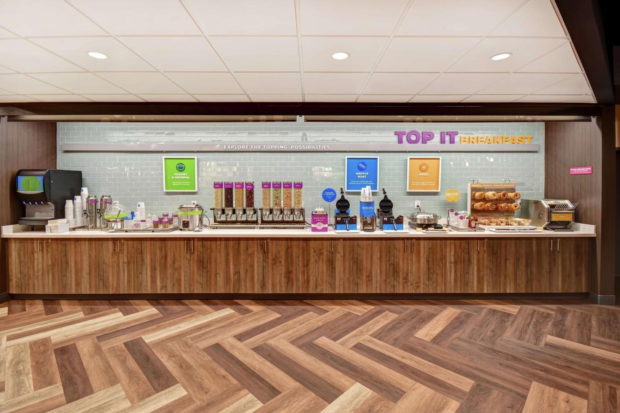 Tru By Hilton Syracuse-Camillus Hotel Bagian luar foto
