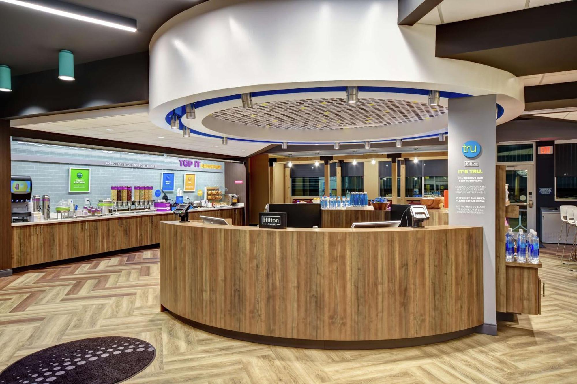 Tru By Hilton Syracuse-Camillus Hotel Bagian luar foto